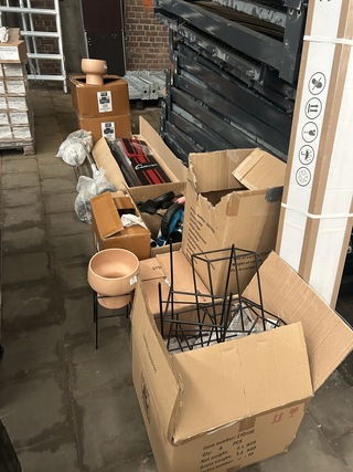 Partij (online) winkelvoorraad w.o. sportartikelen en speelgoed